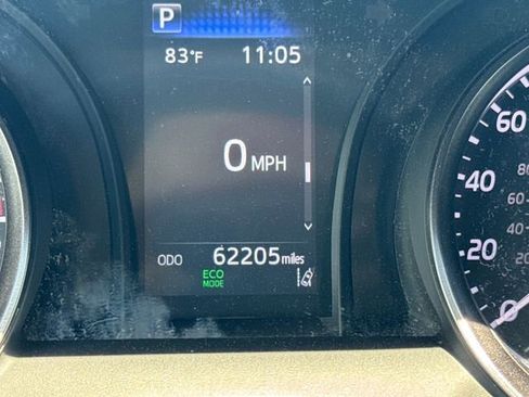 Used 2024 Toyota Camry SE FWD image 17