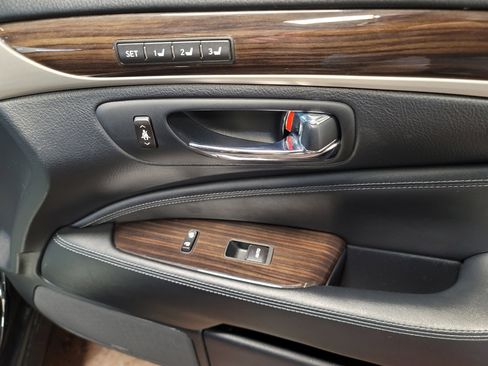 Used 2013 Lexus LS 460 L image 24