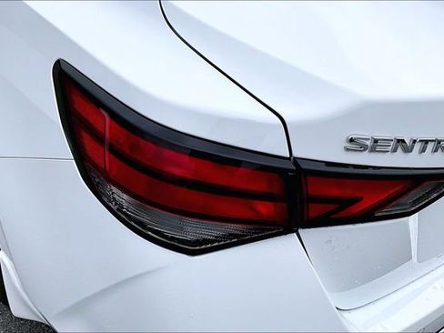 Used 2025 Nissan Sentra SV image 22