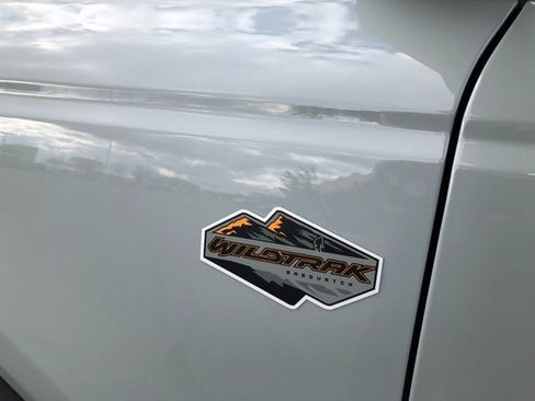 Used 2024 Ford Bronco Wildtrak image 24