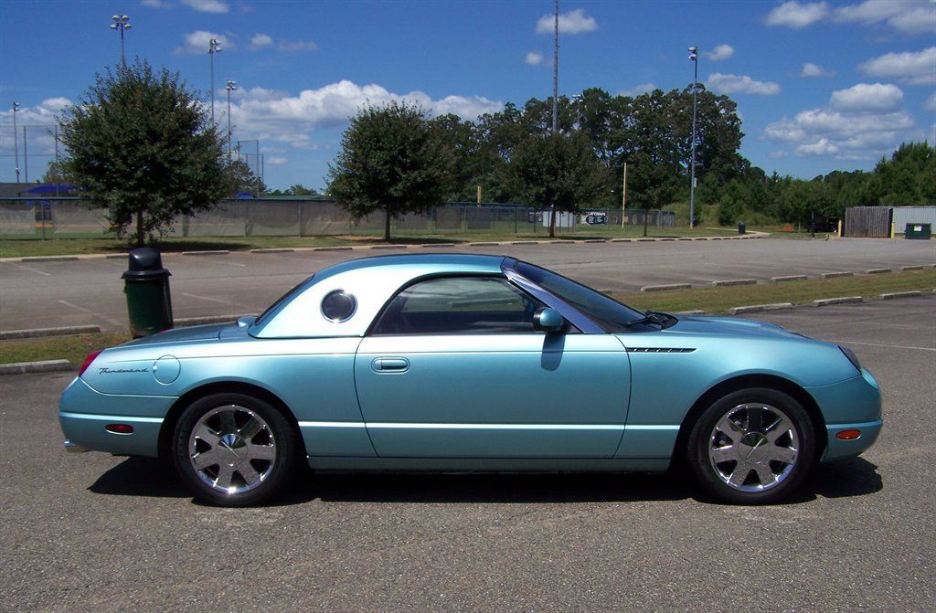 Used 2002 Ford Thunderbird RWD image 5