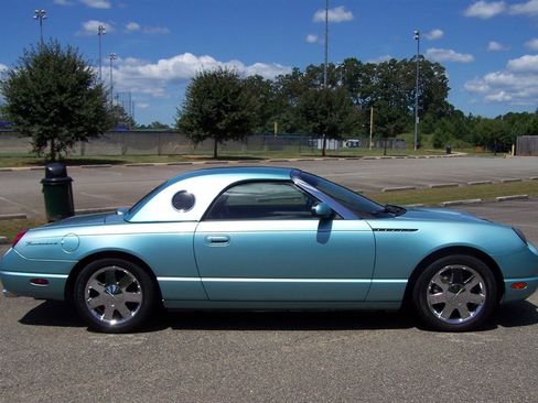 Used 2002 Ford Thunderbird image 5