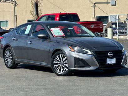 Used 2023 Nissan Altima 2.5 SV