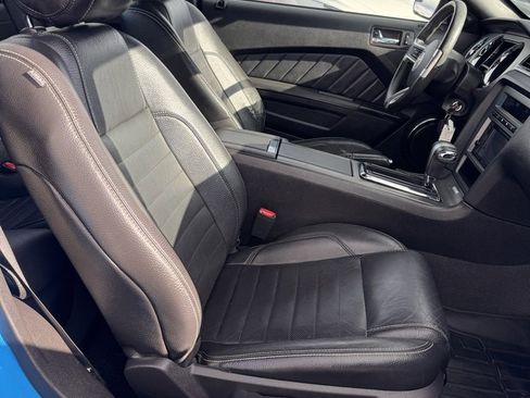 Used 2012 Ford Mustang Premium image 10
