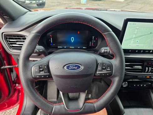 Used 2024 Ford Escape ST-Line w/ Tech Pack #1 AWD/4WD image 26