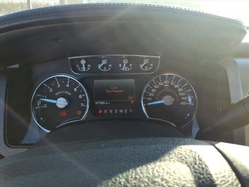 Used 2011 Ford F150 Lariat w/ Lariat Chrome Pkg image 14