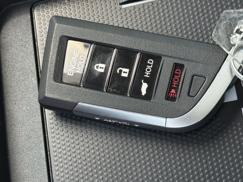 Used 2026 Acura MDX w/ Technology Package FWD image 36