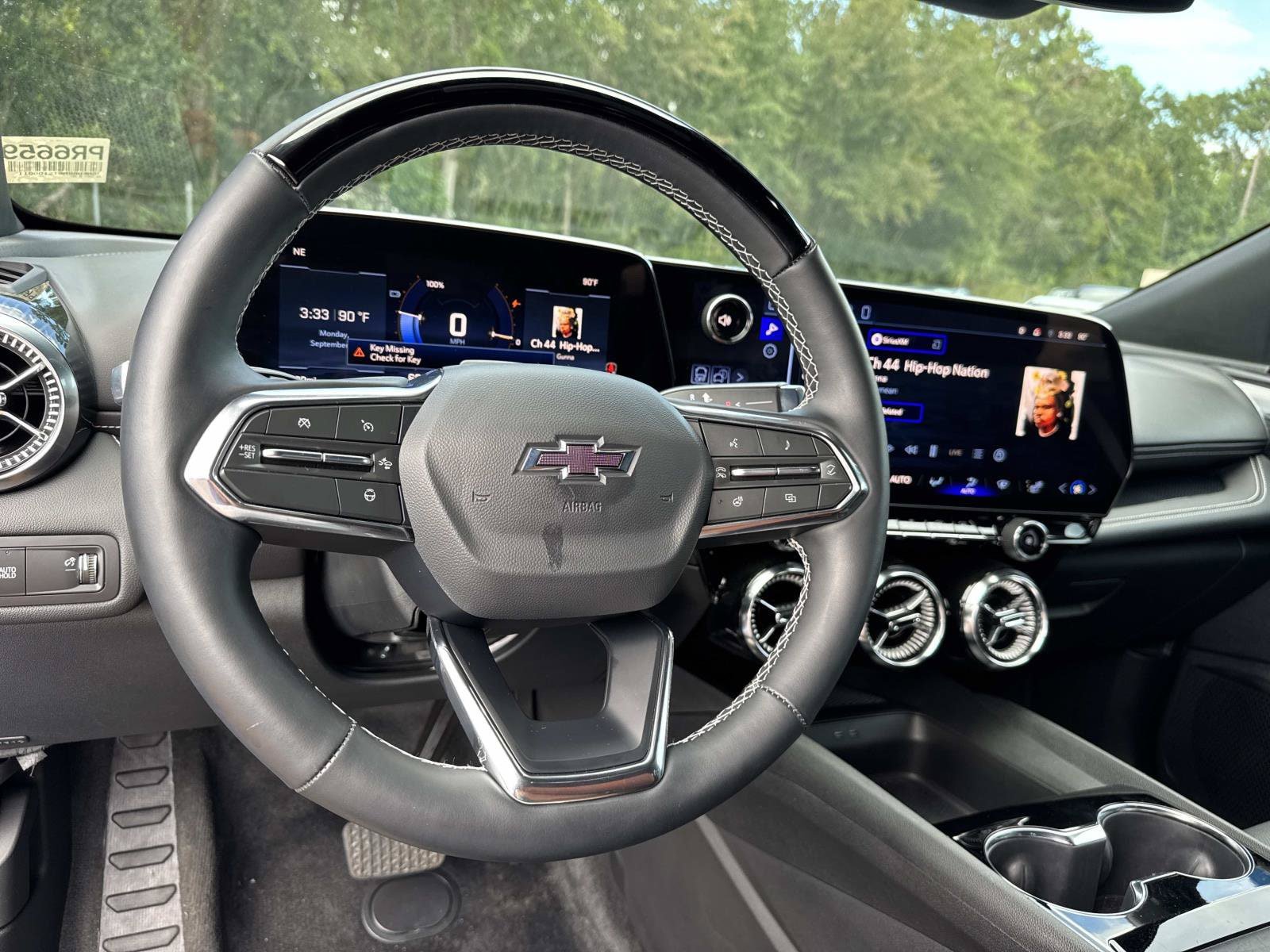 Used 2026 Chevrolet Blazer EV LT w/ Super Cruise Package FWD image 15