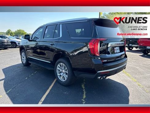 Used 2024 GMC Yukon Denali AWD/4WD image 9