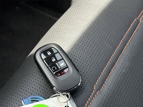 Used 2026 Honda CR-V Sport Touring image 31