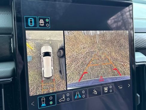 New 2026 GMC Yukon XL AT4 w/ AT4 Premium Plus Package image 8