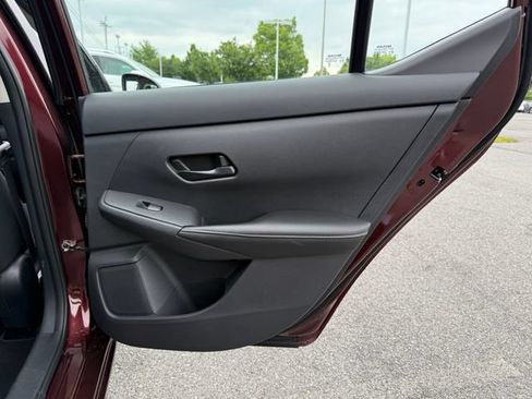 Used 2025 Nissan Sentra SV FWD image 16