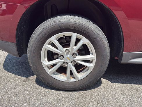 Used 2017 Chevrolet Equinox LT FWD image 13