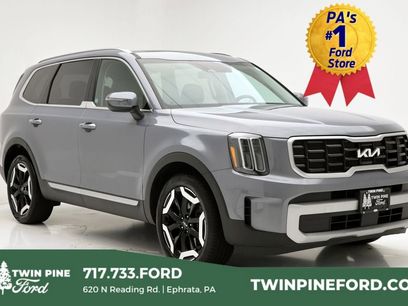 Used 2024 Kia Telluride S w/ S Sunroof Package