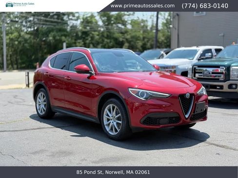 Used 2018 Alfa Romeo Stelvio Ti Lusso AWD/4WD image 1