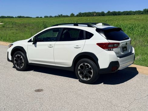 Used 2021 Subaru Crosstrek 2.0i Premium AWD/4WD image 16