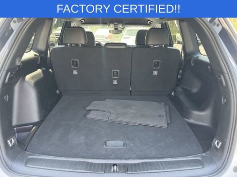 Certified 2024 Jeep Grand Cherokee Altitude image 30