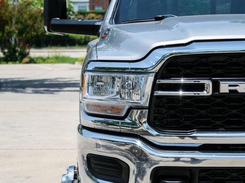 Used 2022 RAM 3500 Tradesman AWD/4WD image 5
