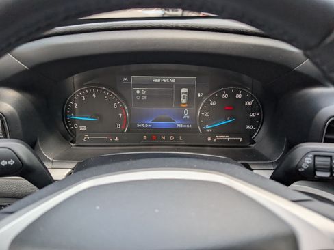Used 2022 Ford Explorer XLT w/ Equipment Group 202A AWD/4WD image 31