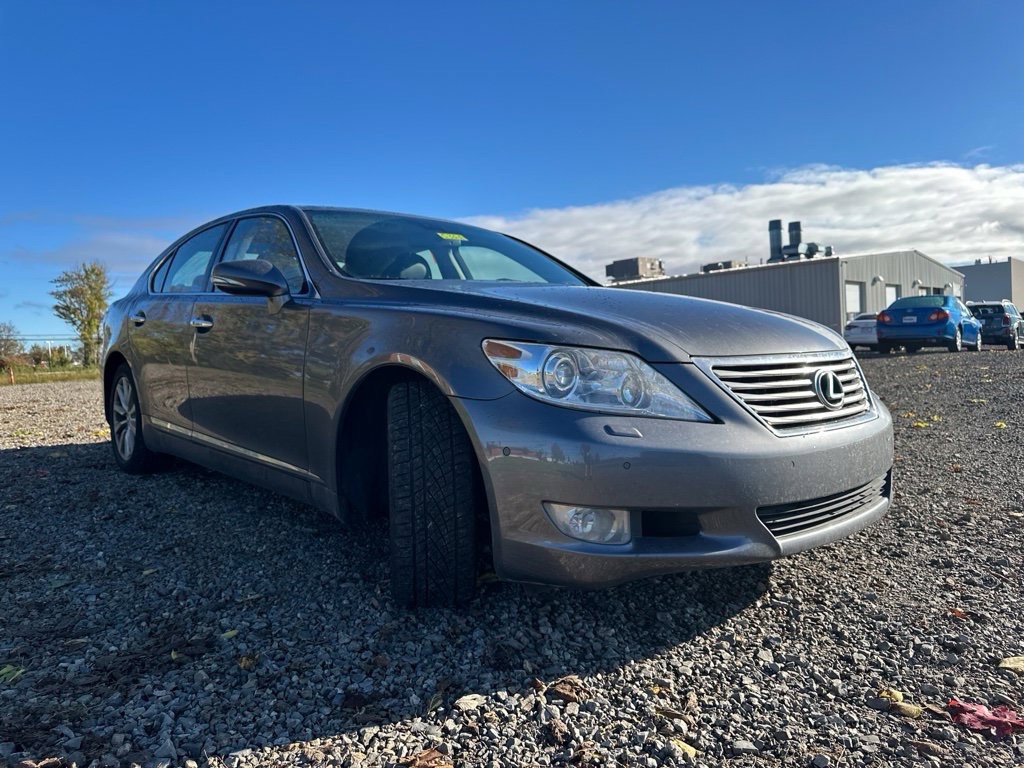 Used 2012 Lexus LS 460 AWD w/ Comfort Pkg image 12