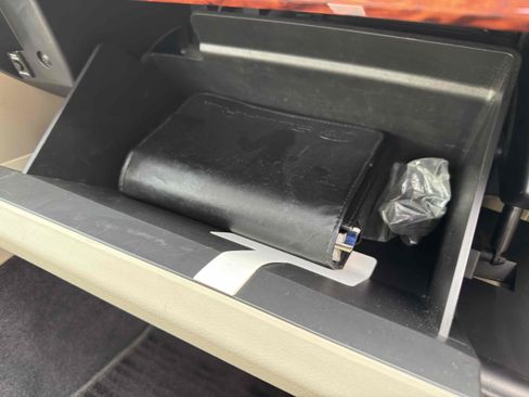 Used 2010 Subaru Legacy 2.5GT Limited w/ Popular Equipment Group 2C image 51