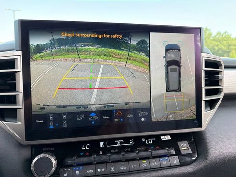 Used 2025 Toyota Sequoia Limited w/ TRD Off-Road Package AWD/4WD image 12