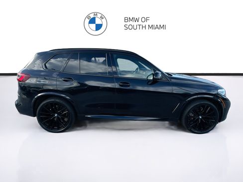 Used 2022 BMW X5 xDrive40i w/ M Sport Package AWD/4WD image 8