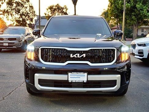 Used 2024 Kia Telluride LX image 5