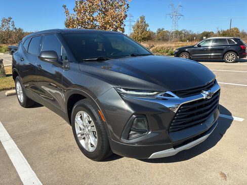 Used 2020 Chevrolet Blazer LT image 3