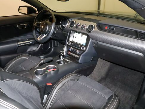 Used 2018 Ford Mustang GT Premium w/ GT Performance Package RWD image 22