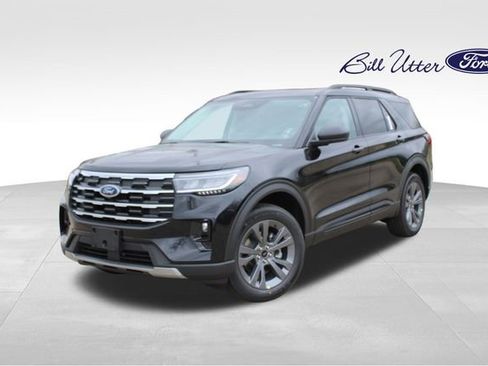New 2026 Ford Explorer Active image 1