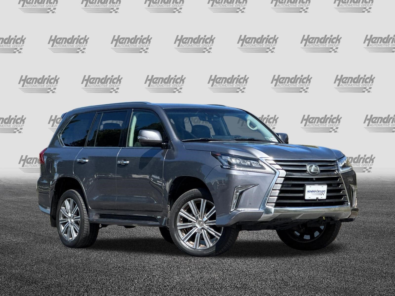 Used 2017 Lexus LX 570 4WD w/ Luxury Package image 2