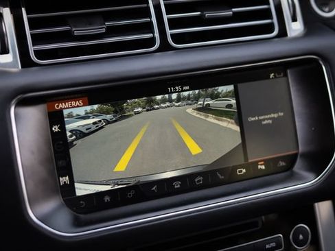Used 2017 Land Rover Range Rover HSE AWD/4WD image 39