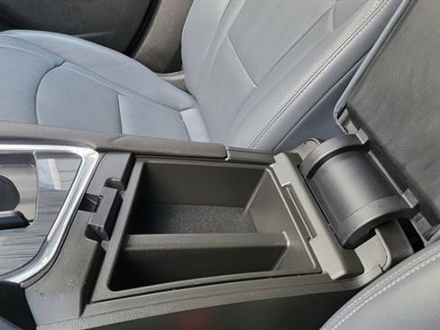 Used 2024 Buick Enclave Premium image 44