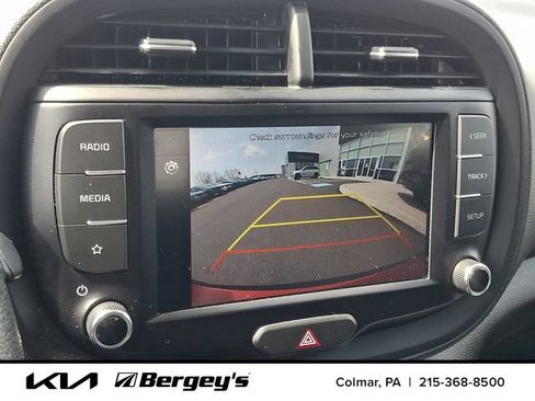 Certified 2023 Kia Soul LX w/ LX Technology Package FWD image 19