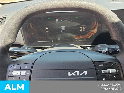 Used 2025 Kia K4 FWD image 23