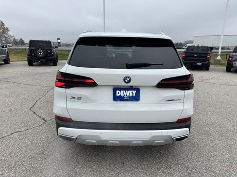 Used 2025 BMW X5 xDrive50e image 7