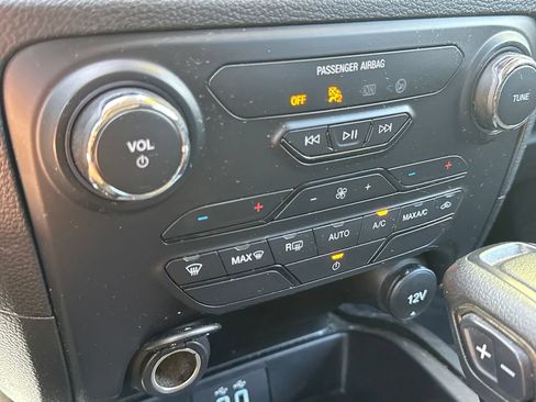 Used 2022 Ford Ranger XLT AWD/4WD image 43
