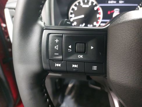 Certified 2025 Nissan Rogue SV w/ SV Premium Package image 17