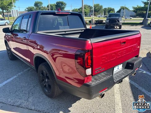 Used 2025 Honda Ridgeline Black Edition image 16