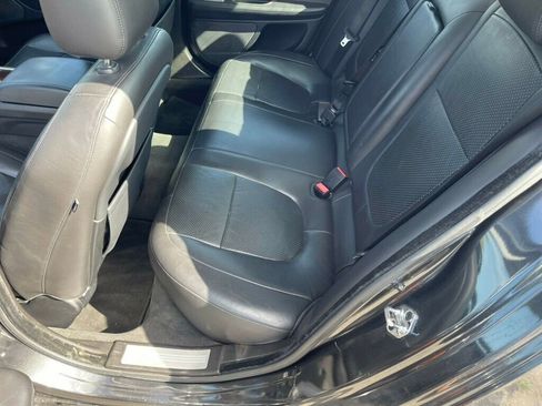 Used 2011 Jaguar XF Premium RWD image 25
