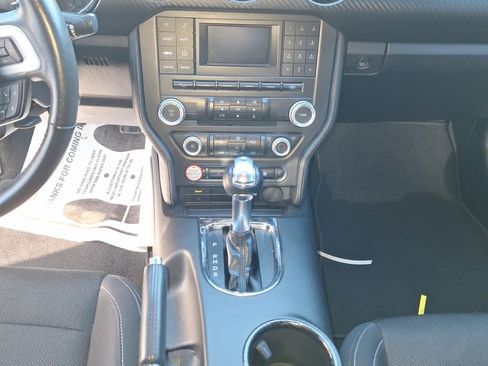 Used 2016 Ford Mustang Coupe image 11