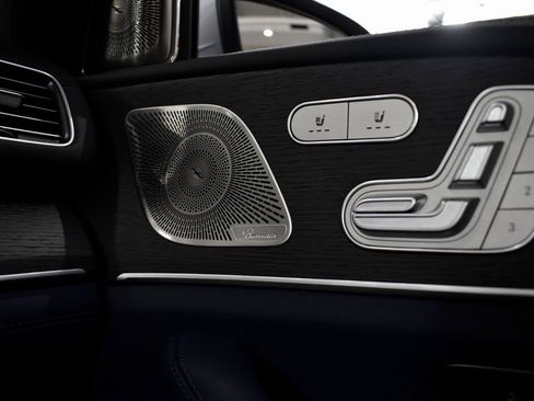 Certified 2026 Mercedes-Benz Maybach GLS 600 4MATIC image 65