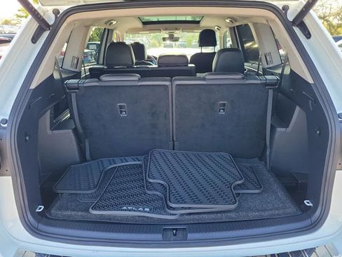 Certified 2024 Volkswagen Atlas SE FWD image 7