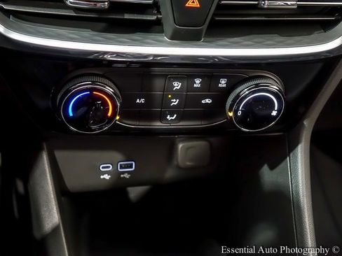 New 2026 Buick Encore GX Sport Touring image 14