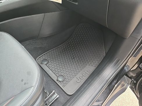 Used 2024 Jeep Compass Trailhawk image 75