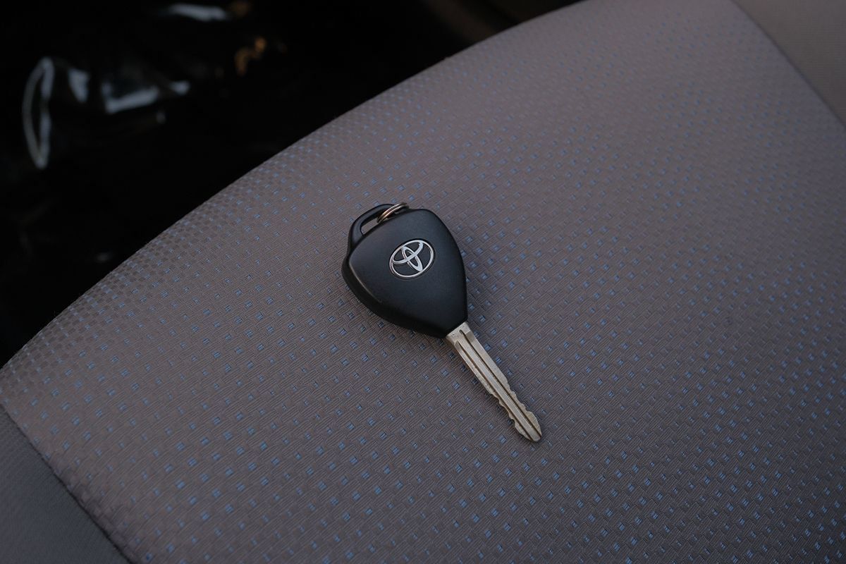 Used 2009 Toyota Matrix FWD image 9