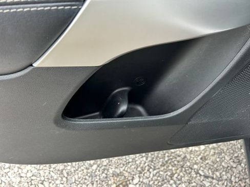 Used 2022 Jeep Cherokee Latitude w/ Trailer Tow Group image 33