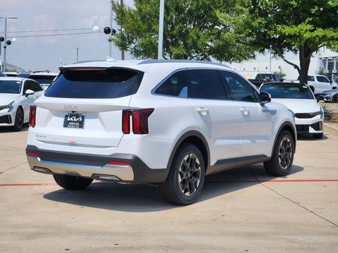 New 2026 Kia Sorento S FWD image 5