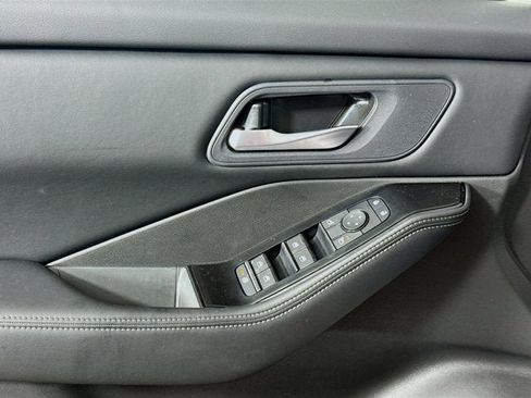 New 2026 Nissan Rogue SV AWD/4WD image 15